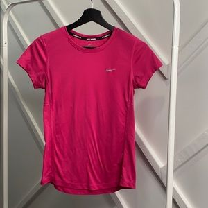 Women’s Nike Dri-FIT Miler T-Shirt